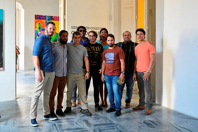 Luis Alberto Saldaña, with artists and colleagues
