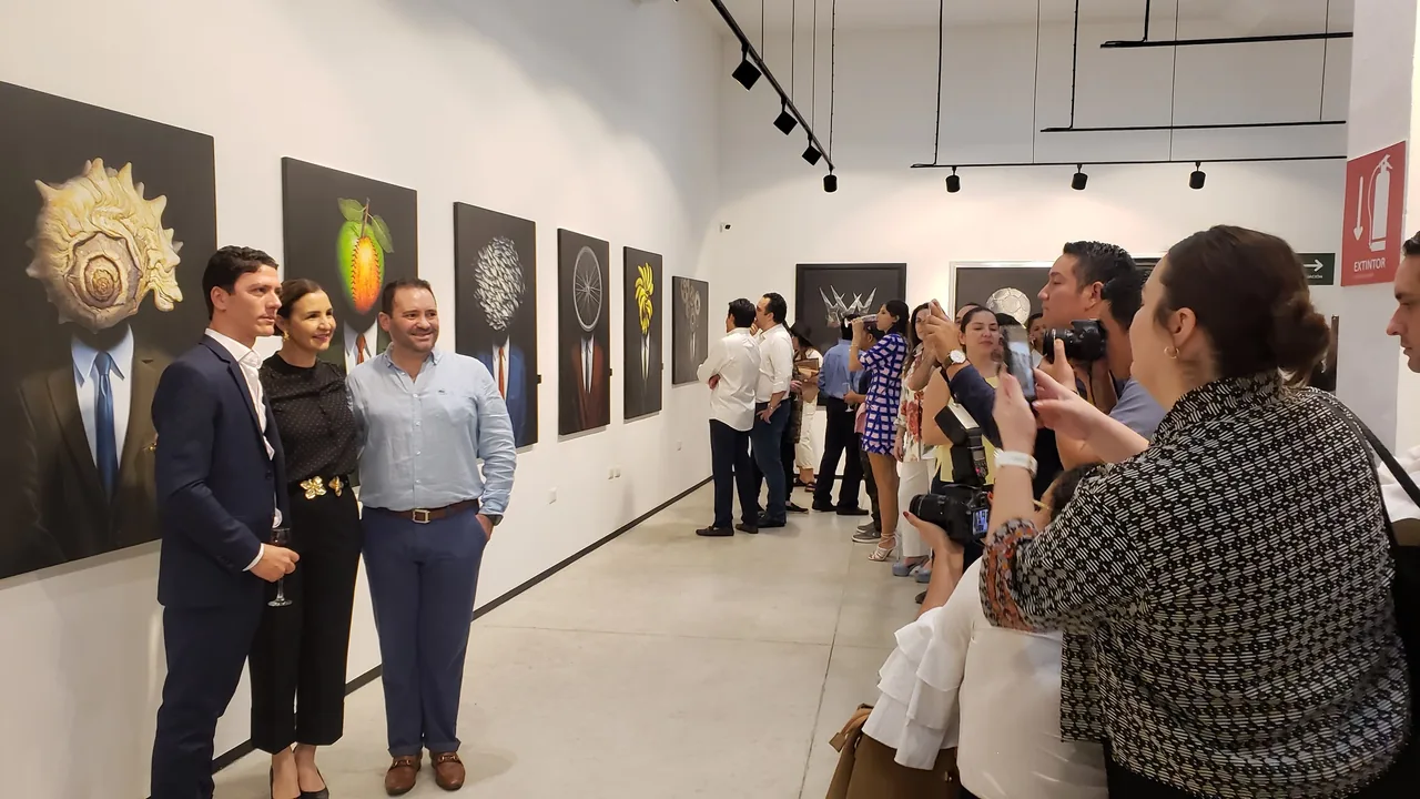 Luis Alberto Saldaña, in the gallery, 2020