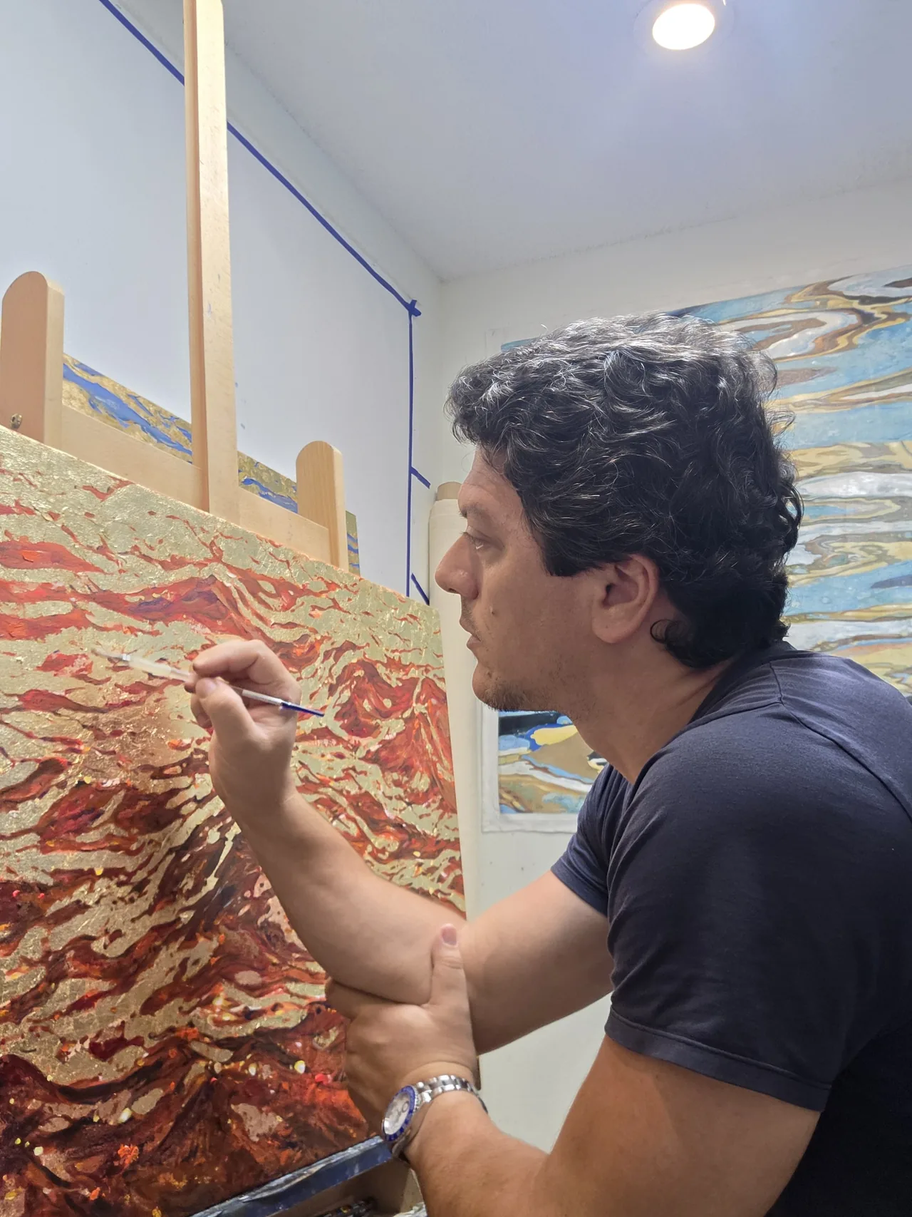 Luis Alberto Saldaña, in the studio, 2026